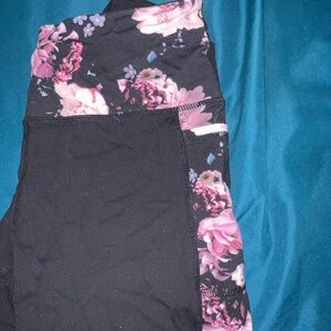 Skechers black/floral leggings